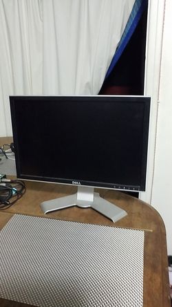 Dell Ultrasharp 22" LCD LED Monitor for parts Hollywood Props