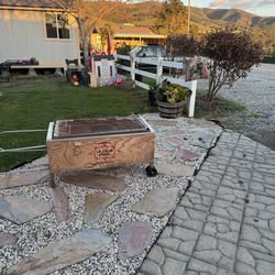 Caja China rotisserie box