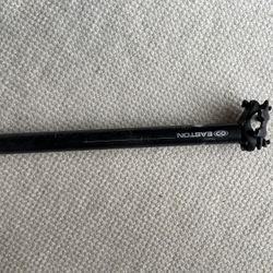 EASTON - Bike Seatpost $10 Firm Price / Still Available / Pickup Only - Diameter 27.2 mm - Length 350 mm - If the listing is up and you can see it, th
