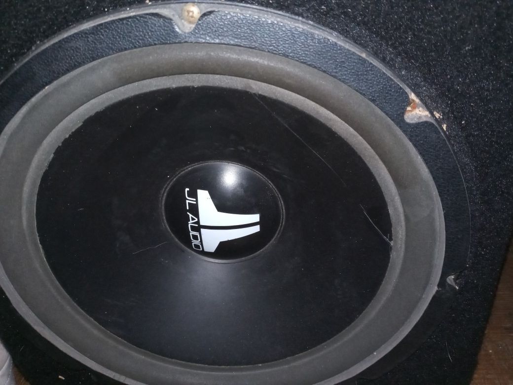 JL AUDIO 12W0 subs...excellent condition