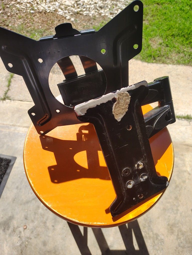 TV Wall Mount Swingling