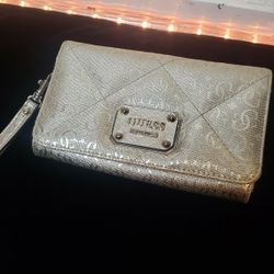 Guess Wallet, 