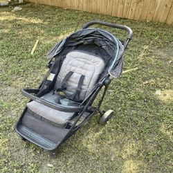 simple prove Little One Stroller – Safe and Sleek for Modern Households
