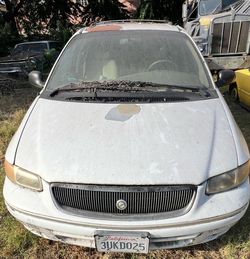 2000 Chrysler Town & Country