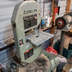 8 Inch Delta Bench Bandsaw (Free)