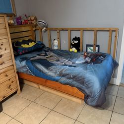 Twin bed for kid