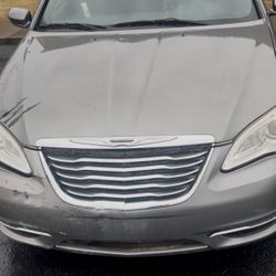 2013 Chrysler 200 4D