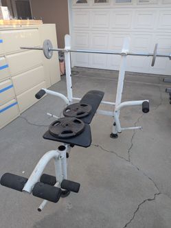 Weight bench with weights