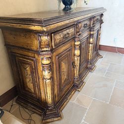 Gorgeous Cabinet