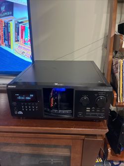 Sony CDP-CX355 CD Changer 300-Disc Black / No Remote