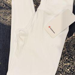 size 2 lululemon white leggings 