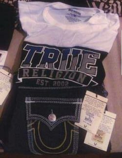 "DEAL" --- " 2 ABSOLUTE BRAND NEW NEVER WORN PAIR OF TRUE RELIGION JEANS w/TAGS"