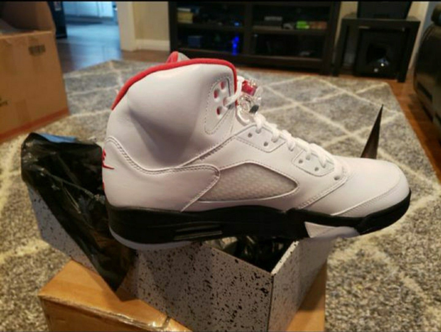 Jordan 5 Retro Fire Red Silver Tongue 2020 Trade or Offers