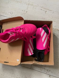 Kids Adidas Cleats pink