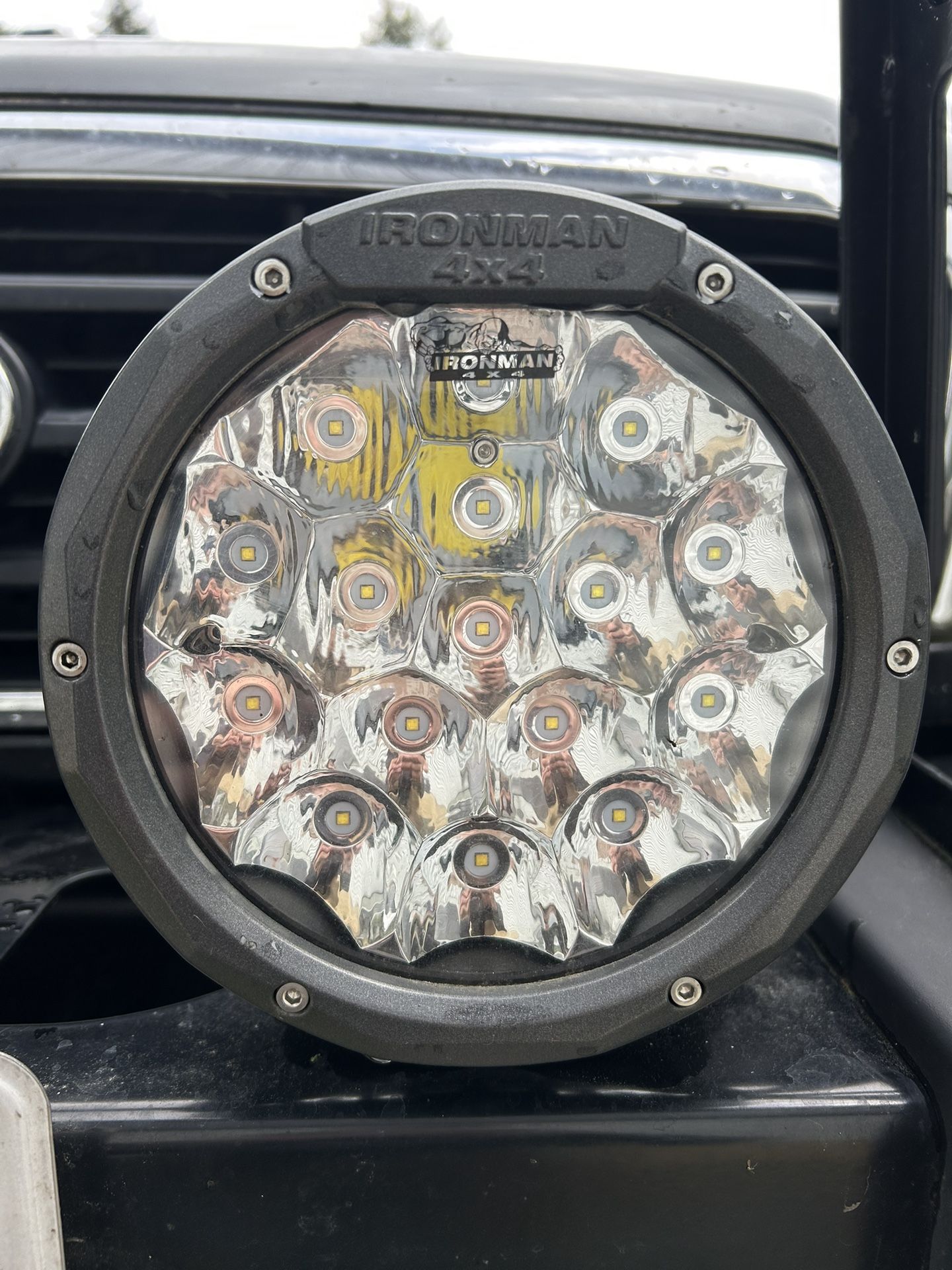 Off-road Lights 7” Round Ironman 4x4