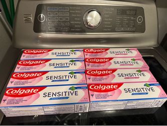 Brand new Colgate bundle all for ($20)(Cash only)(price is firm)
