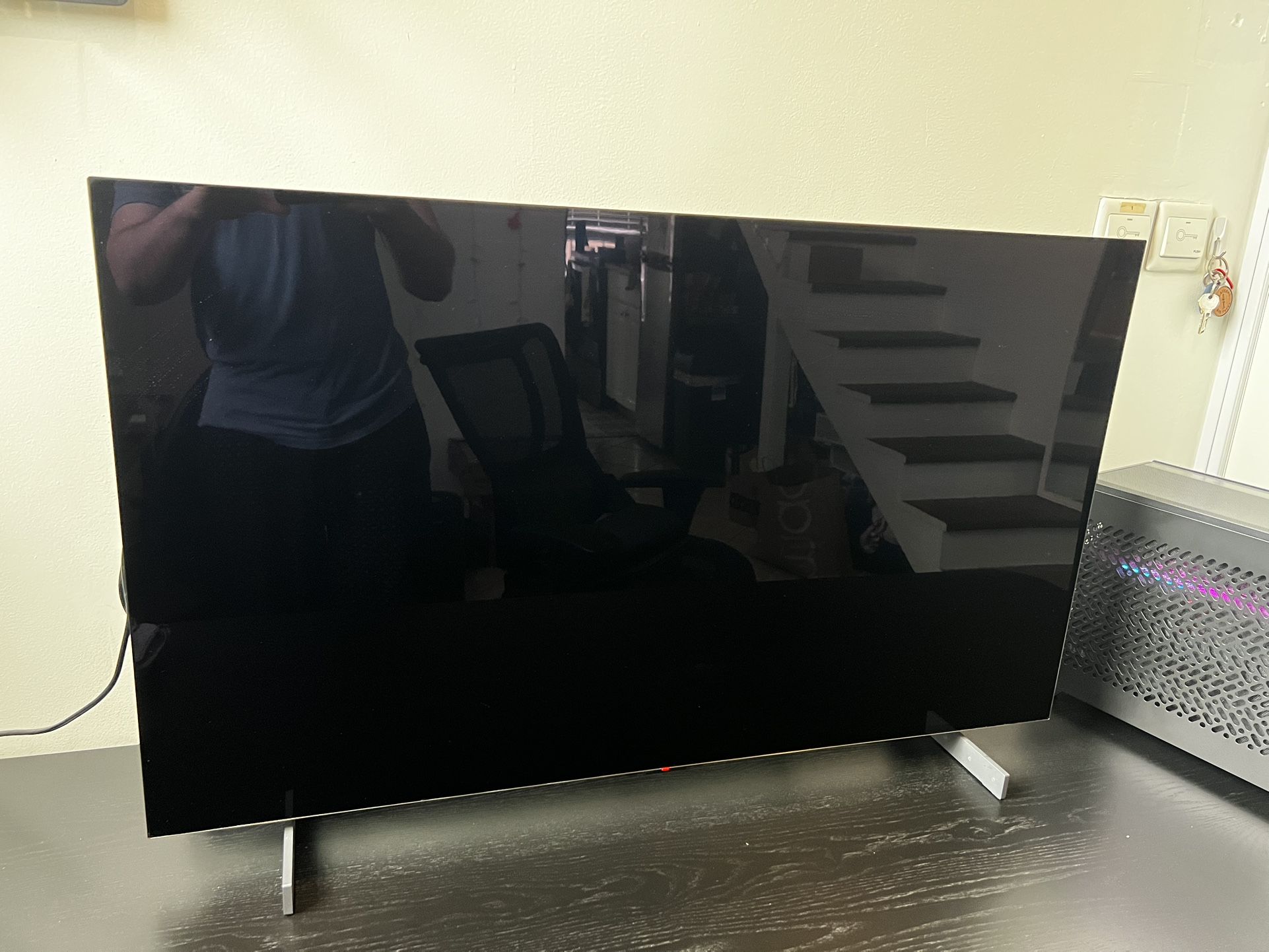 LG C2 42inch OLED Monitor/TV - 4k, 120hz, HDR, Perfect Blacks