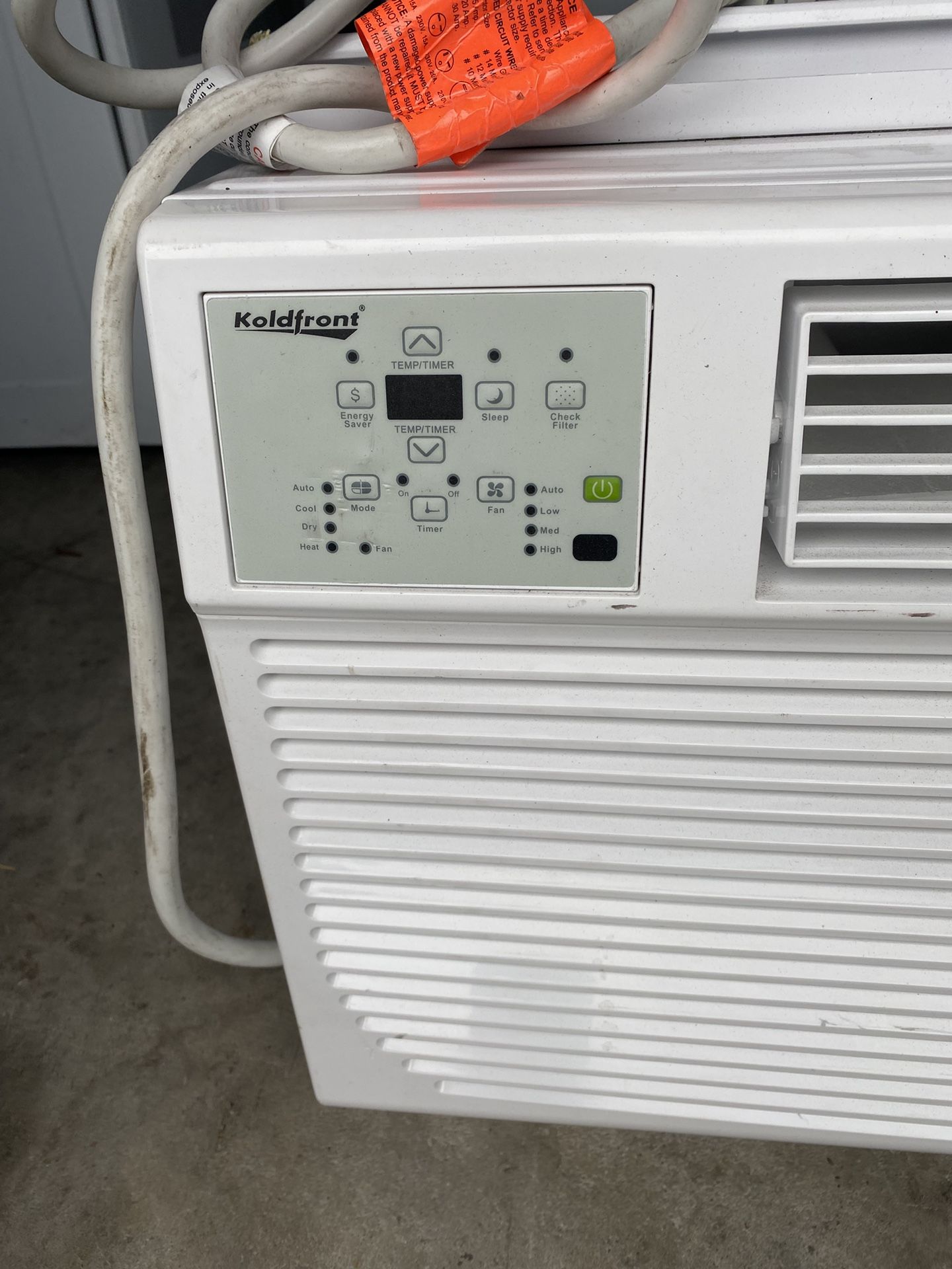 AC Windows 12000 BTU 220 Volts Cool and Heater