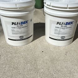 PLI  DEK GU Gu80-1 Liquid Admixture 10 gallons.