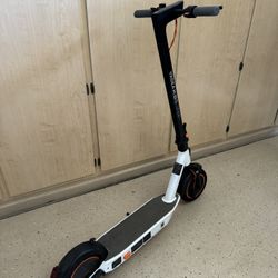 Yadea Ks5 Electric Scooter 