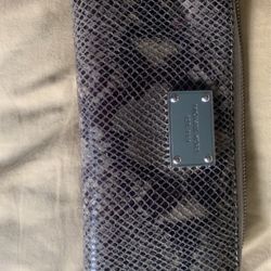Micheal Kors Wallet