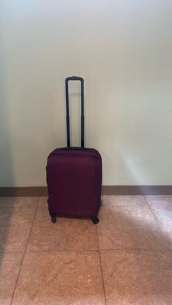 International size carry-on suitcase International size carry-on suitcase