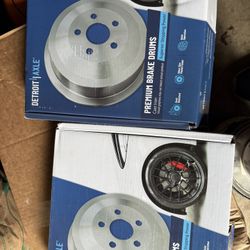 Brand New Rear Rotors For Toyota Prius 2008