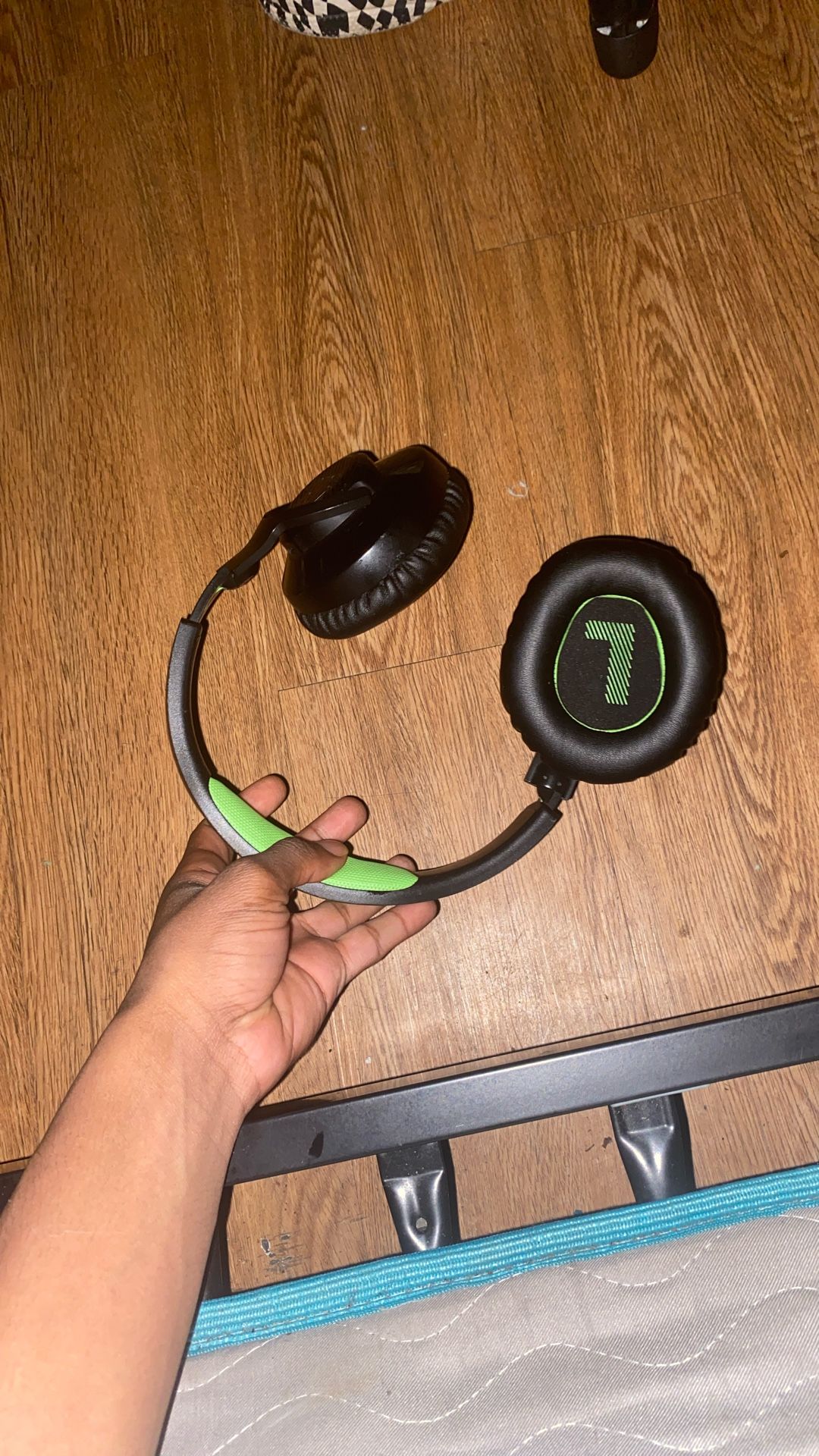 Jbl 360 Wireless 3d Surround Sound Headphones