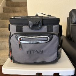 Titan Lunch Cooler 24 Can