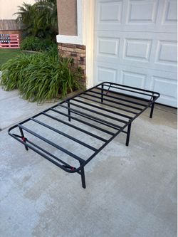 FOLDING TWIN SIZE BEDFRAME