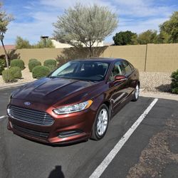 2015 Ford Fusion SE – Clean Title – Runs Perfect – Cold AC