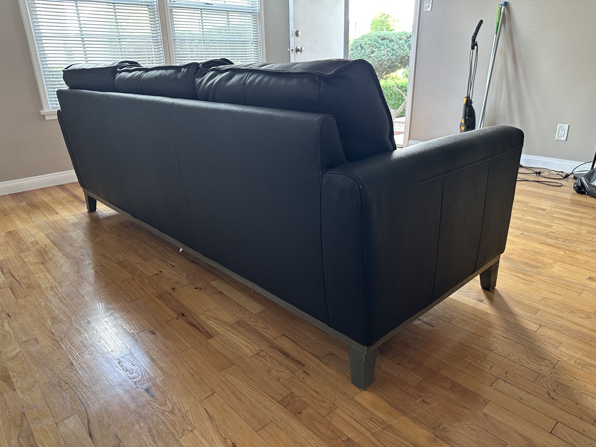 Genuine Black Leather Couch Curb Alert Free