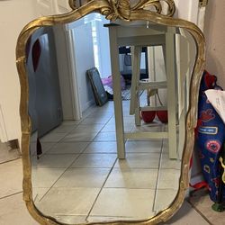 Italian Style Vintage Mirror 