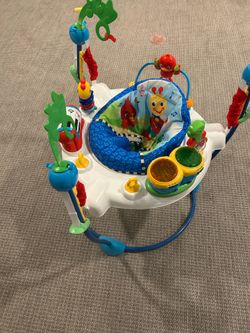 Baby jumparoo in excellent condition