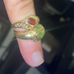 2 14k Women’s Rings Size 5-6