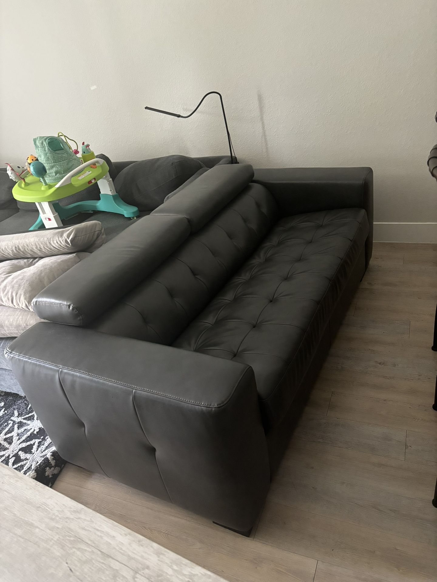 Black Leather Couch/ Pull Out