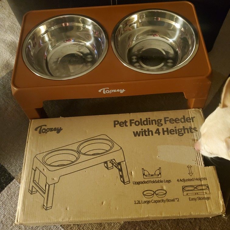 Toozey Pet Folding Feeder