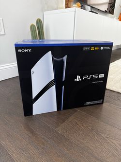 PS5 PRO NEW STILL SEALED