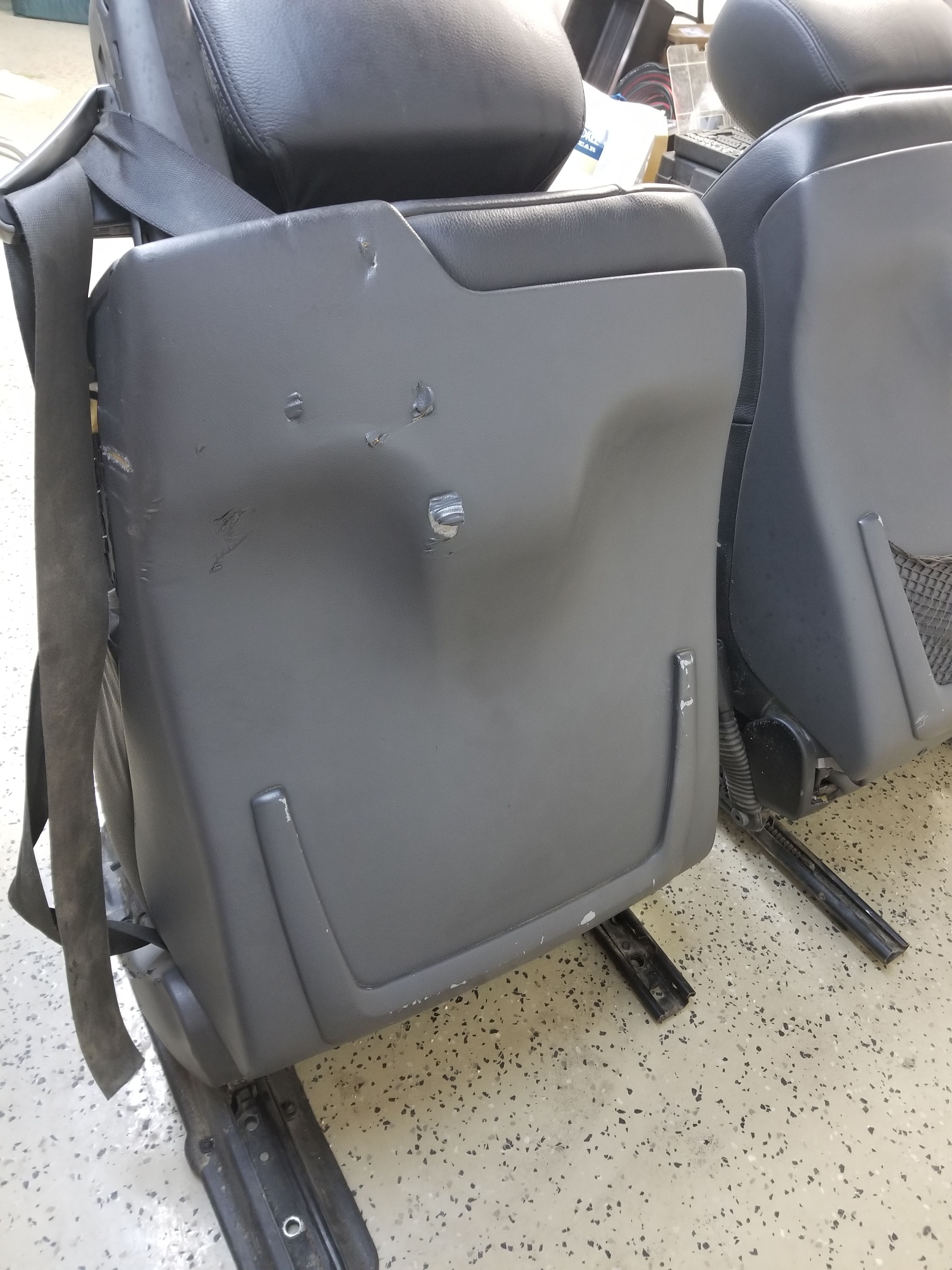 2004 BMW 645ci black leather seats
