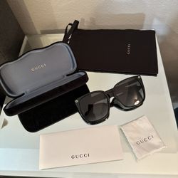 Gucci Sensual Romantic Sunglasses 