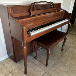 Kawaii Piano $800