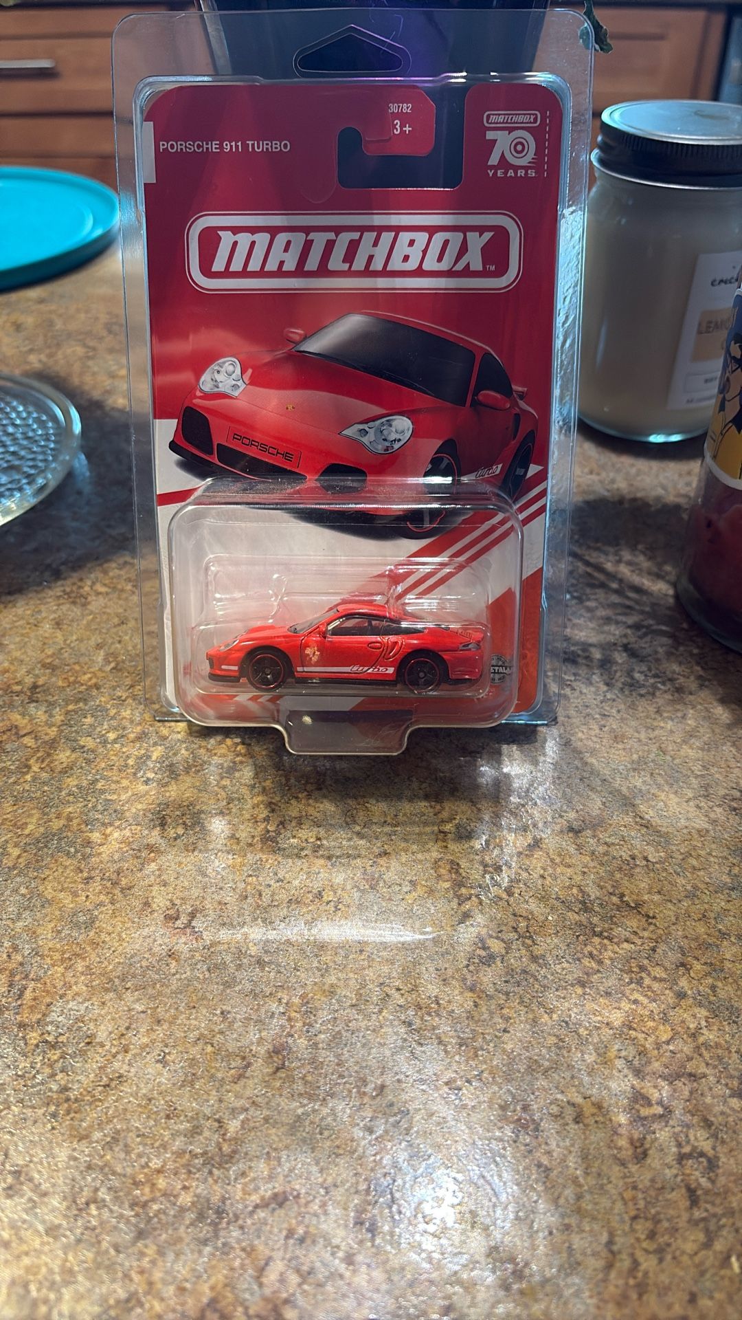 Matchbox Porsche 911 Turbo, red 5/6