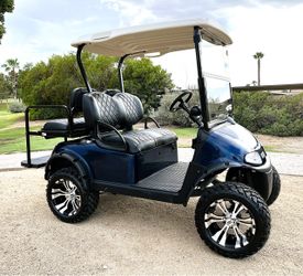 ** 2023 EZGO RXV ** CUSTOM GOLF CART ** LITHIUM BATTERY **