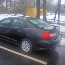 11 Mitsubishi Galant 