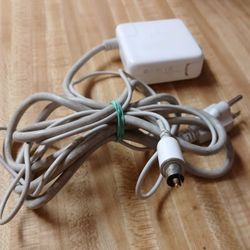 Apple Charger 