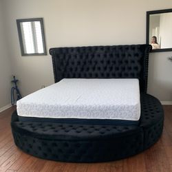 $1399 Brand New King Storage Bed Frame With Mattress (Read Description Below)