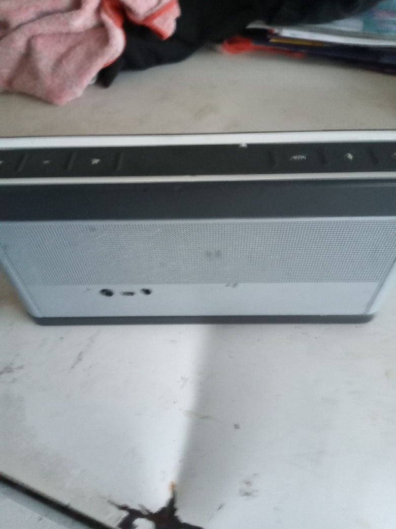 Bose SoundLink 3 Portable Speaker