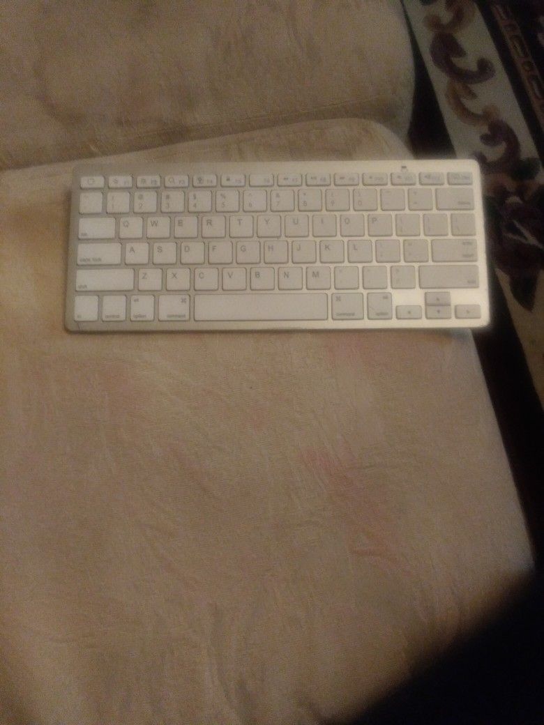 Wireless Bluetooth Keyboard