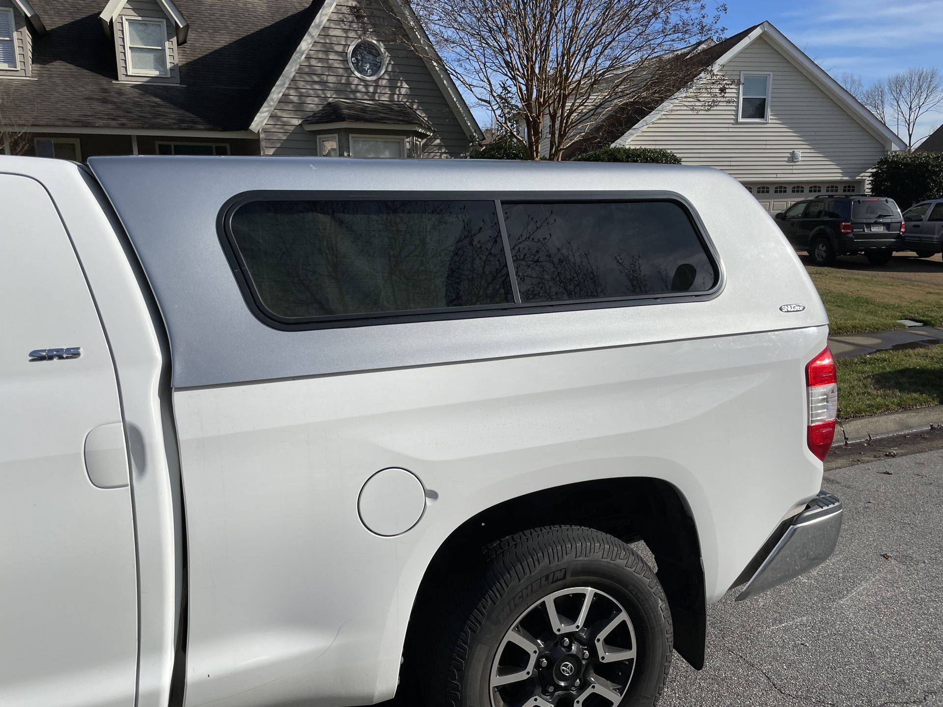 Snugtop Truck Camper Shell Topper Toyota Tundra 20142021 Double Can