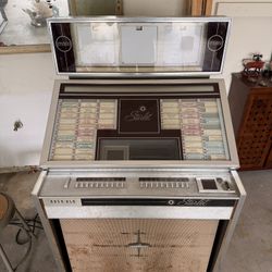 Vintage Juke Box